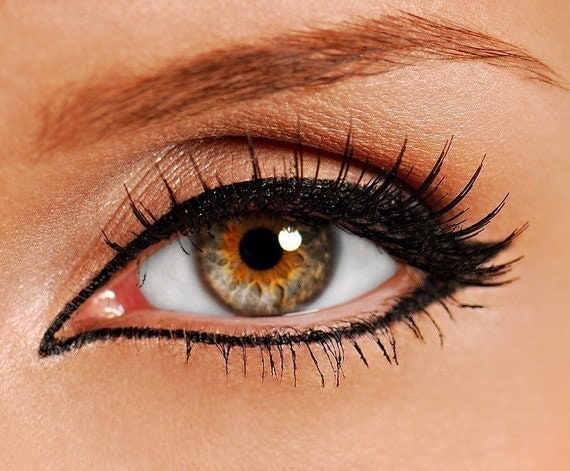 Organic eyeliner Pot in  Intense Black | Mineral Gel Eyeliner Pot  Naturagel ™ |  Made with organic ingredients  Easy to Use