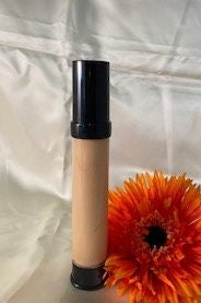 Organic Foundation in Warm Medium Light  Natural Mineral Liquid Foundation Hyaluronic Acid  Non-Comedogenic Acne Safe  Vegan and All Natural