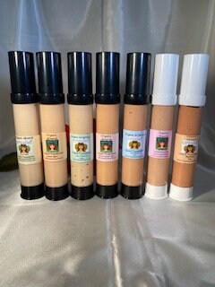 Organic Liquid Mineral Foundation in WARM MEDIUM LIGHT with hyaluronic acid | vegan makeup acne safe | non-comedogenic | Cruelty Free