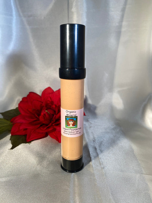 Organic foundation Warm Medium Light  All Natural Liquid Mineral Foundation hyaluronic acid  Non-Comedogenic   Vegan and All Natural