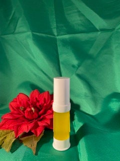 Hyaluronic Facial Serum Oil | Collagen Boosting | Organic Skin Care | Carrot Seed Oil | Cruelty Free | Unscented | Vitamin A C E