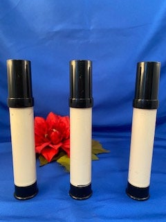 Organic Natural Liquid Mineral Foundation in EXTRA LIGHT with Hyaluronic Acid  Acne Safe Makeup   Vegan Non-comedogenic  Unscented