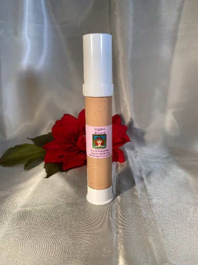 Organic Liquid Mineral Foundation in Medium | hyaluronic acid | Non-Comedogenic foundation| Age Defying Beauty| Cruelty Free | Clean Beauty
